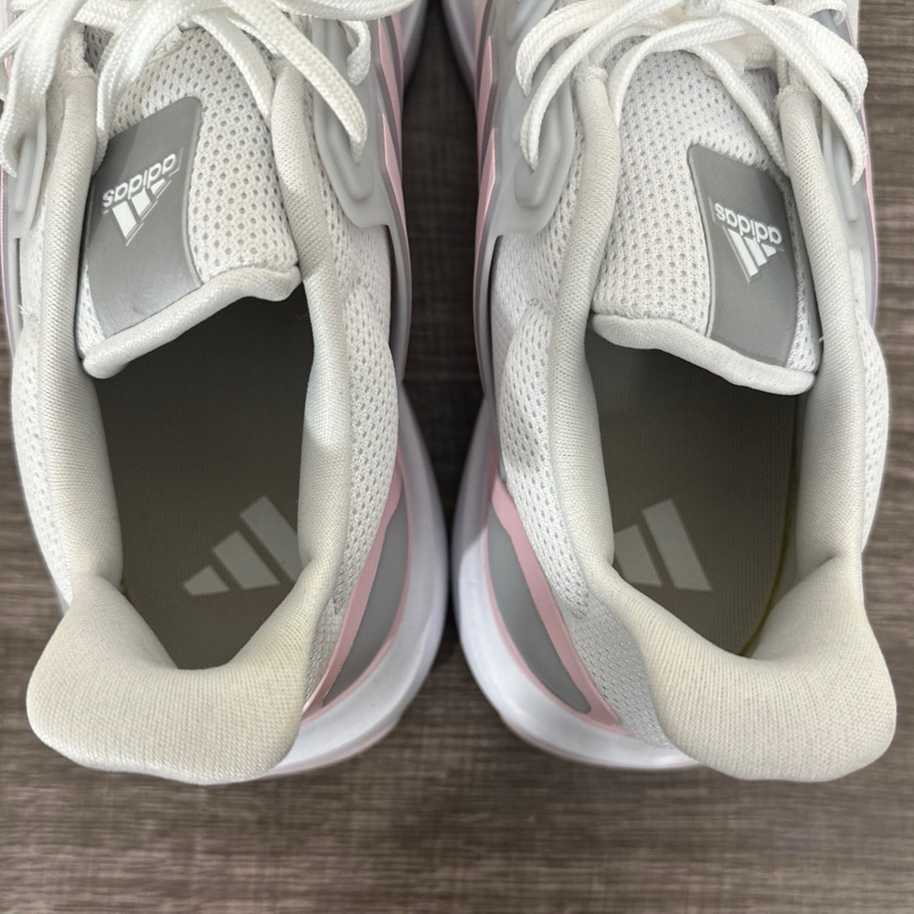 Adidas  UBounce DNA Sneakers in Cloud White/Clear Pink/Silver Metallic [S7170] - Picture 8 of 12